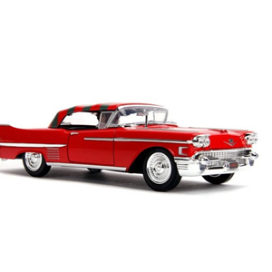 اسباب بازی ماشین فلزی کادیلاک Cadillac1958 و فیگور فردی کروگر با مقیاس 1:24_اسباب بازی